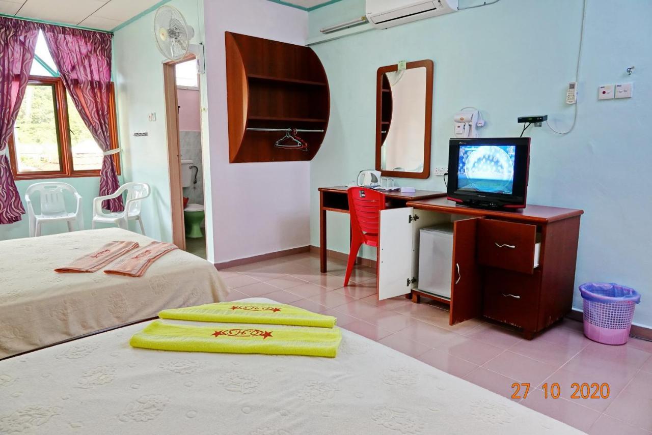The Room Concept Homestay กัวห์ ภายนอก รูปภาพ
