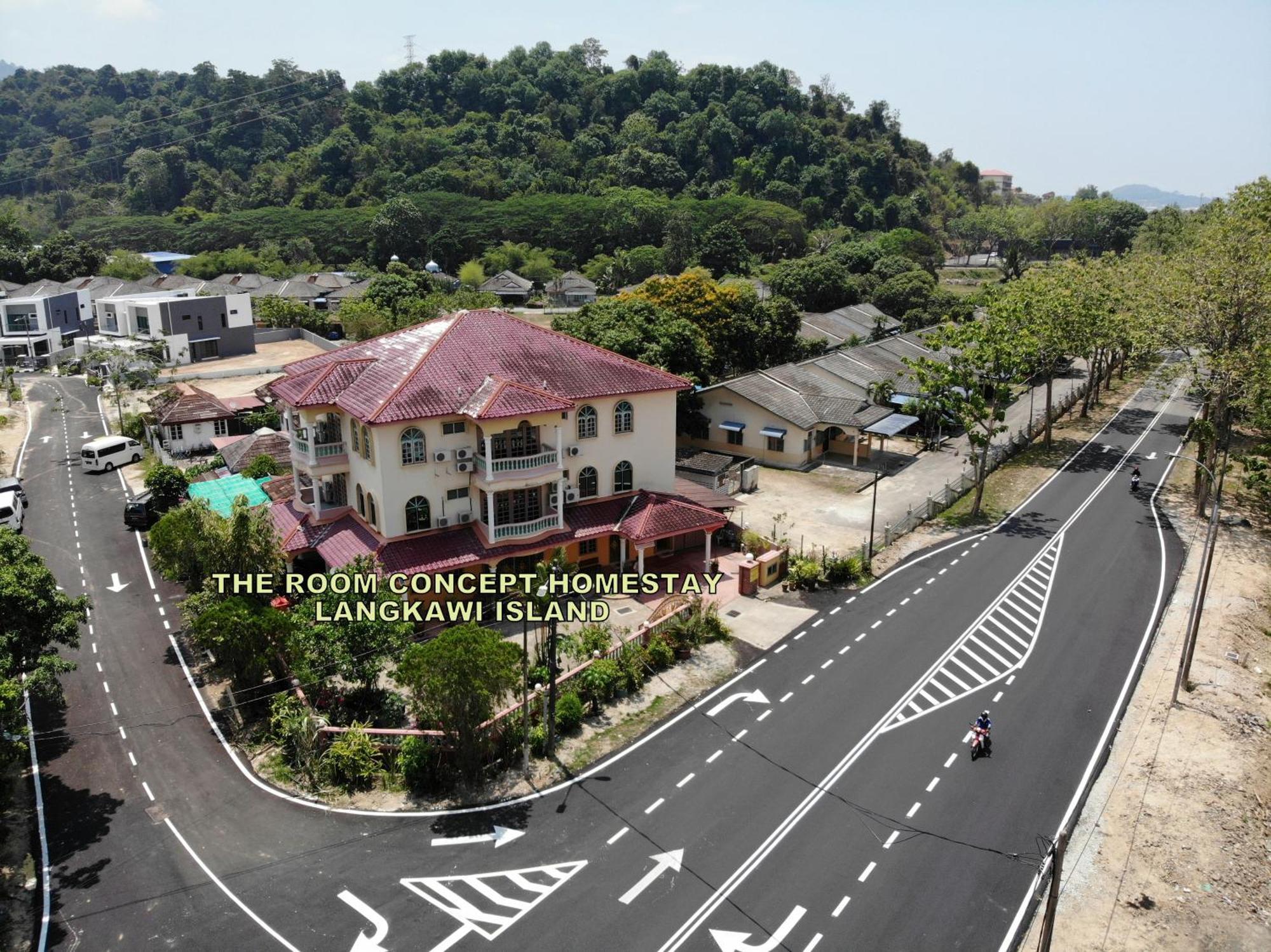 The Room Concept Homestay กัวห์ ภายนอก รูปภาพ